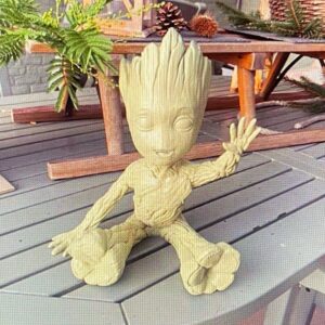 Waving Groot Planter