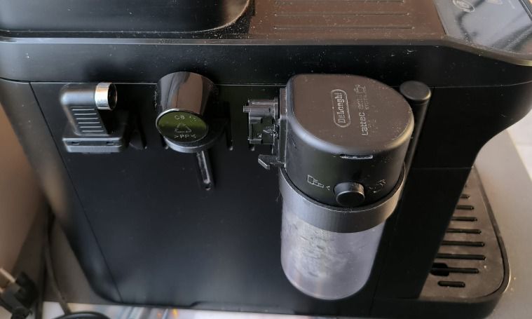 De’Longhi Magnifica Evo Clip on Holders - Image 2